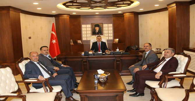 Vali Akbıyık'a ziyaretler devam ediyor