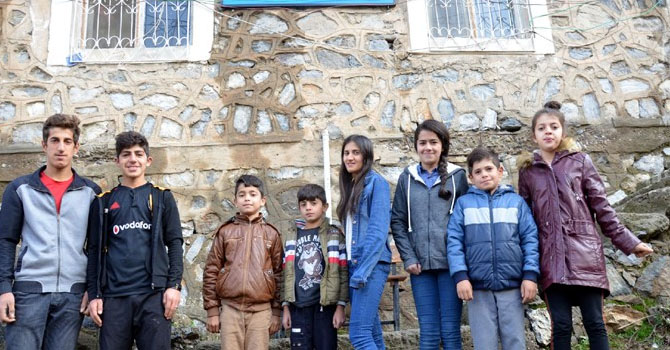 Dağlıcalı çocuklar, liseye gitmek istiyor
