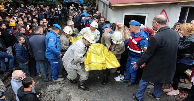 Patlamada 3 işçi hayatını kaybetti