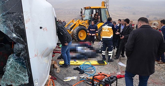 Malatya'da feci kaza: 7 ölü 15 yaralı