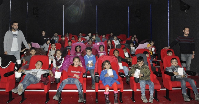 Çukurcalı minikler sinema ile buluştu