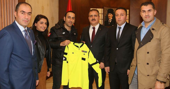 Spor camiasından Vali Akbıyık'a ziyaret