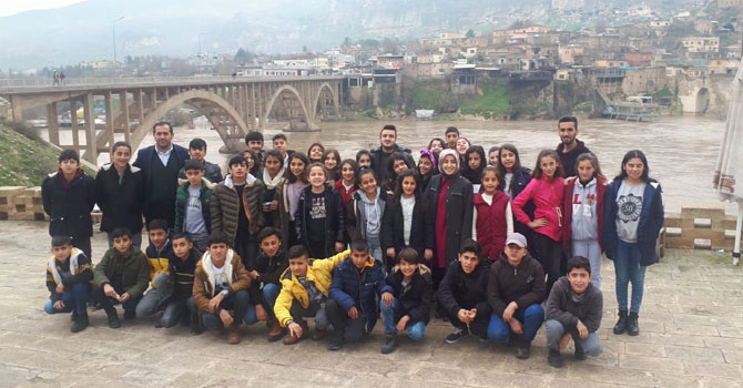 Hakkari’de “Okul destek projesi” gezisi