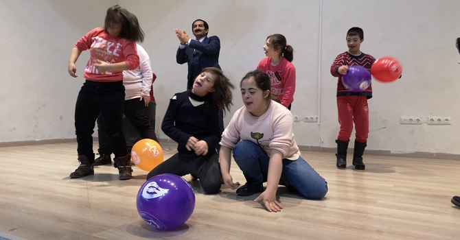 Hakkari'de “Mutlu Çarşamba”projesi