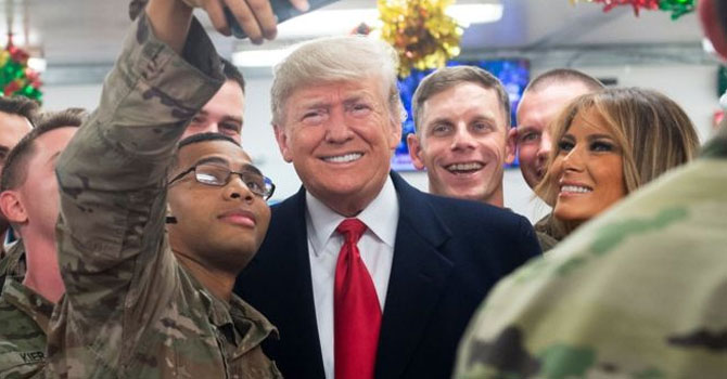 Donald Trump'tan Irak'a sürpriz ziyaret