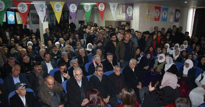 HDP 30 merkezde ön seçim yapıyor!