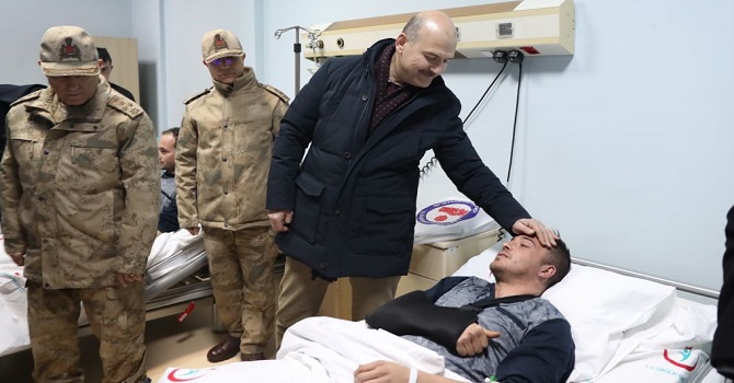 Bakan Soylu, yılbaşını Yüksekova'da askerlerle geçirecek