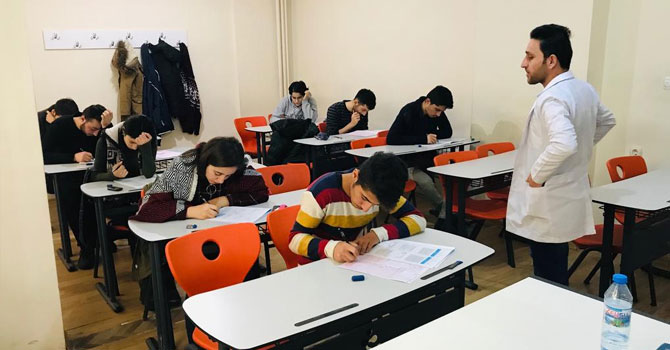 Özel Hakkari Teknokent Kolejinden deneme sınavı!