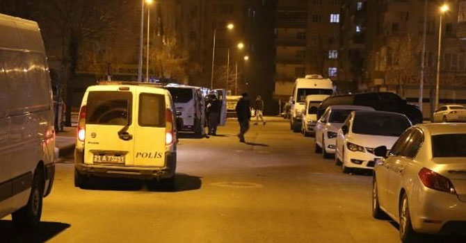 Karton kutuda parçalanmış erkek cesedi bulundu