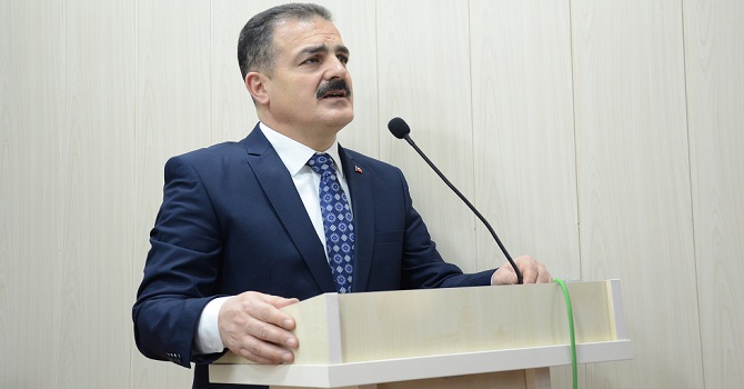 Vali Akbıyık: Kaçak elektrik kullanmak hırsızlıktır