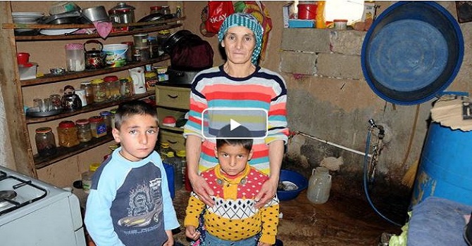 Yüksekovalı aile tek göz odada yaşam mücadelesi veriyor