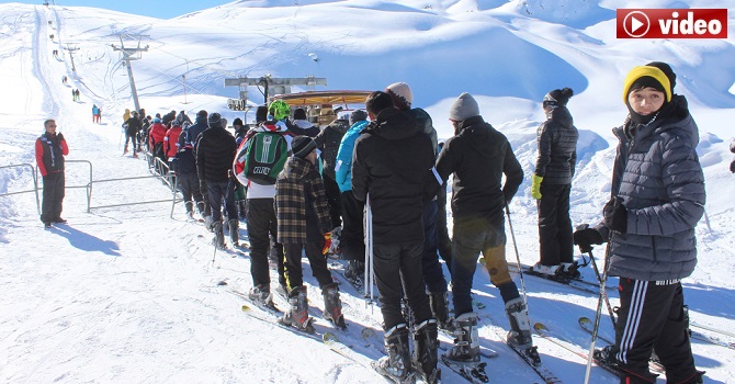 Hakkari Kayak Merkezinde Tatil Yoğunluğu FOTO-GALERİ