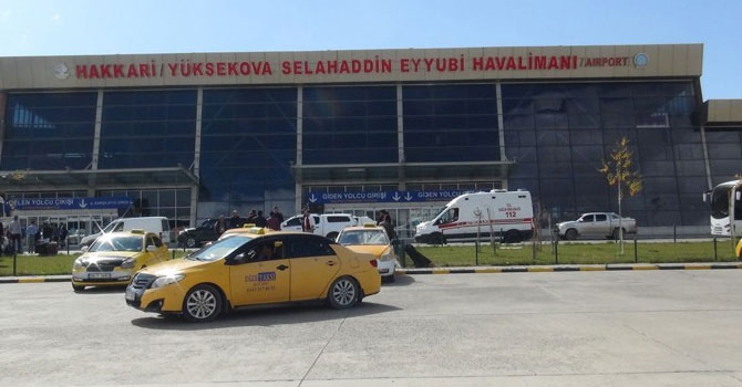 THY Yüksekova yolcularının bagajlarını unuttu