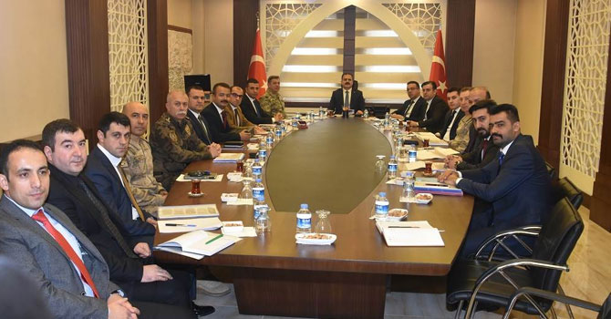 Hakkari'de seçim güvenliği toplantısı