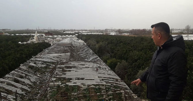 Antalya'da hortum: 5 yaralı