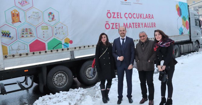 Hakkari'nin 'Özel çocukları için özel materyaller'