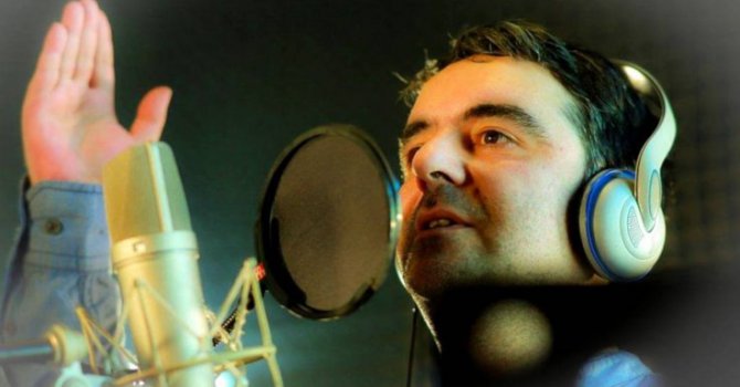 Sanatçı Hakan Yeşilyurt yaşamını yitirdi