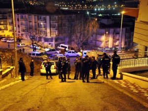 Ankara’da tartıştığı babasını boğazından bıçaklayarak öldürdü