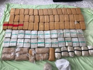 Duşakabinden 45 kilo eroin çıktı