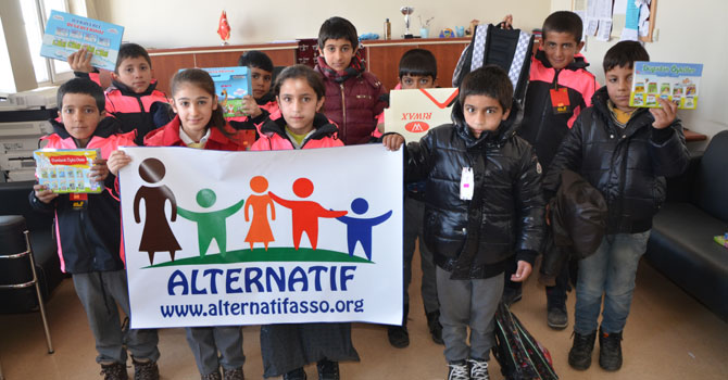 Fransa'dan Hakkarili 40 öğrenciye yardım eli!