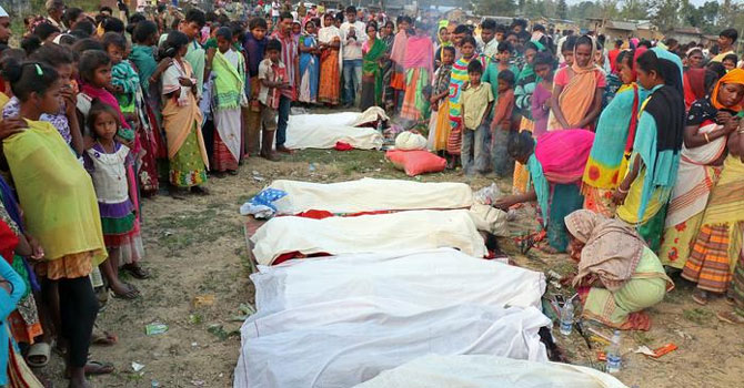 Hindistan'da 89 kişi kaçak içkiden öldü!