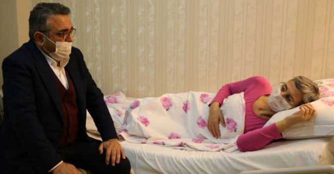 CHP’li Tanrıkulu Leyla Güven’i ziyaret etti