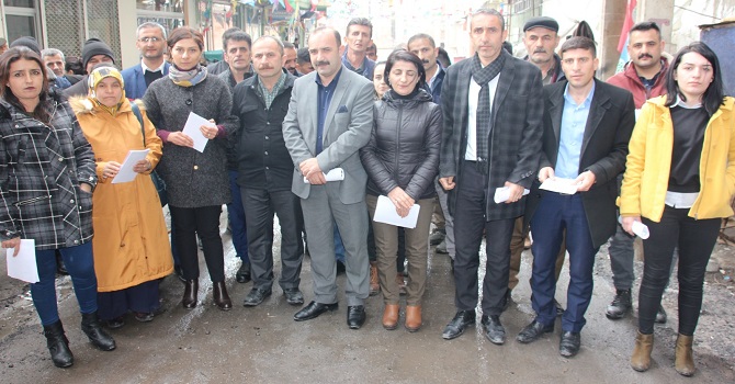 HDP seçim bürosunun açılışı için davetiye dağıttı