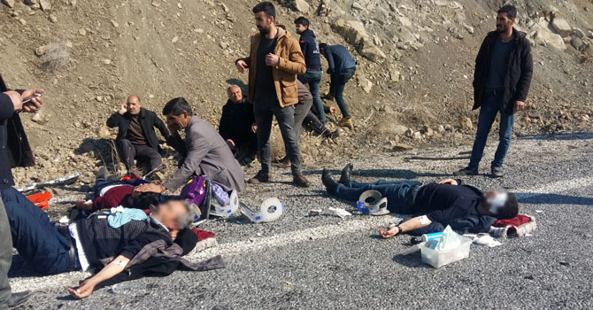 Hakkari-Van karayolunda can pazarı