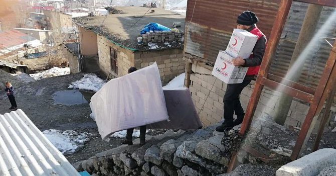 Kızılay’dan Aktaş ailesine yardım eli