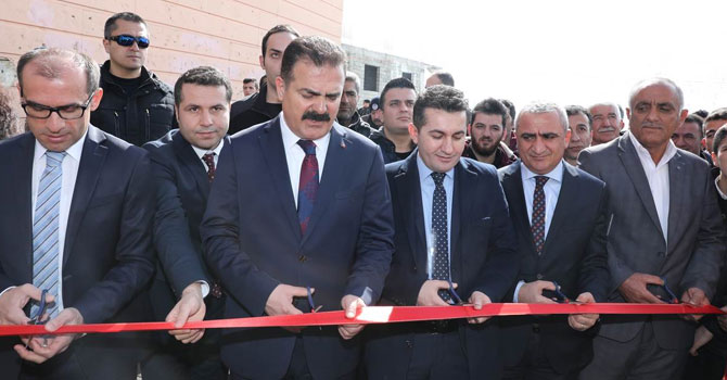 Çukurca'da 'Kafe Kütüphane' açıldı FOTO GALERİ