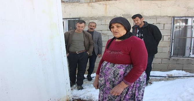 Hakkari'de heyelan: 7 evde hasar oluştu