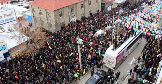 Buldan: Gelsinler Van halkının kararlılığını görsünler