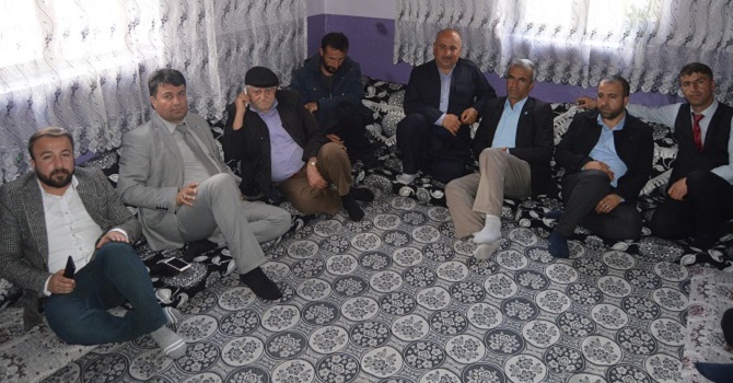 İYİ Parti, Çukurca'da çalışmalara devam ediyor!