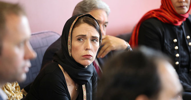 Yeni Zelanda Başbakanı Müslüman toplumunu ziyaret etti