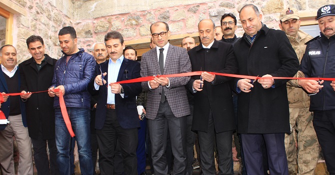 Çukurca, Hem Üretip, Hem Satacak VİDEO