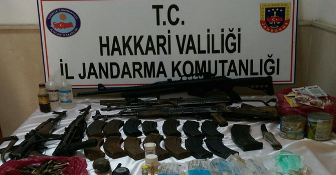 Çukurca'da silah ve mühimmat ele geçirildi!