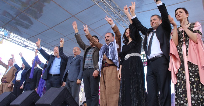 Temelli Hakkari Newrozunda konuştu! VİDEO - FOTO GALERİ