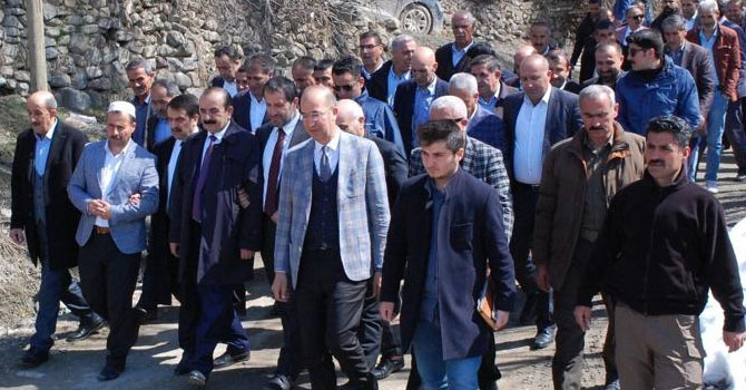 Ak Parti heyeti Esendere beldesinde!