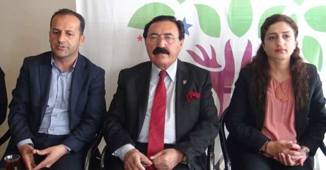 HDP’li Eski vekil Esat Canan AK Parti’den sonra HDP’yi ziyaret etti