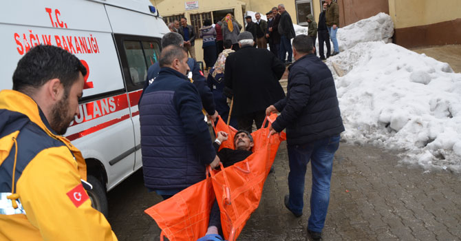 Yer Hakkari: Felçli haliyle sandığa gitti!