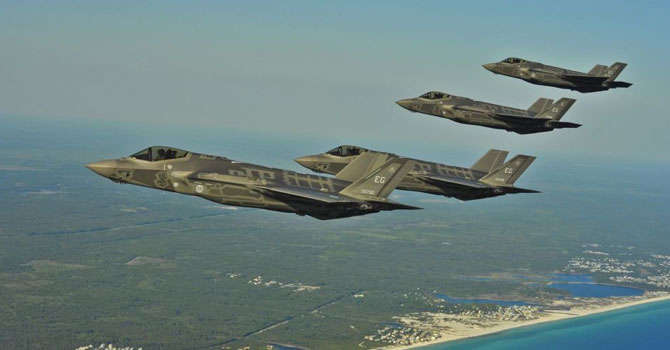 'ABD Türkiye'ye F-35 savaş uçağı teslimatını durdurdu'