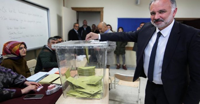 Kars'ta başka partilere oy verenler de HDP'li belediyeden memnun