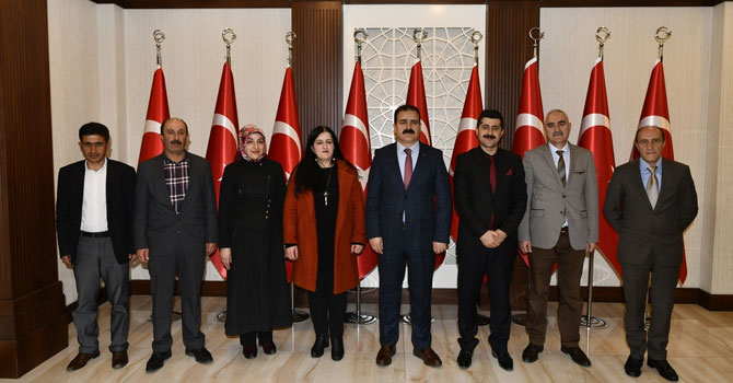 Fen Lisesi Okul Ali Birliğinden Valiye ziyaret!