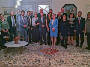 Almanya'dan Diyarbakırlı Avukata Liyakat Nişanı