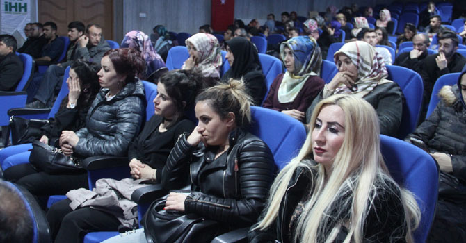 Hakkari İHH'den madde bağımlılığı semineri