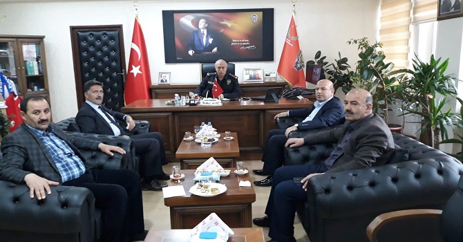 Hakkari TÜGŞAV ve HAGŞAD Polis gününü kutladı