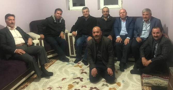 Şehit ailelerinden, Şehit Teğmen Özatak’ın ailesine ziyaret