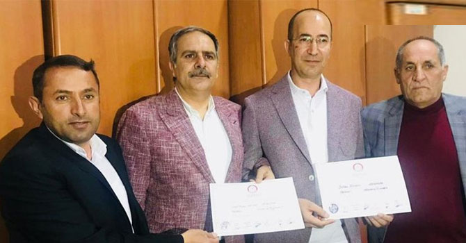 Ak Partili Büyüksu ve Zeydan mazbatalarını aldı