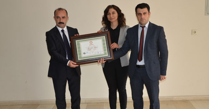 Eşbaşkan Cihan Kahraman mazbatasını aldı VİDEO FOTO GALERİ