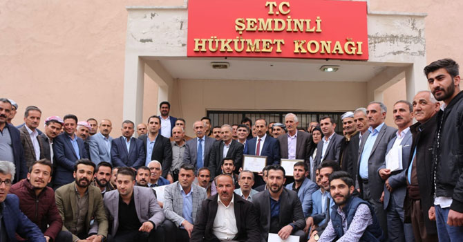 Şemdinli Belediye Başkanı Saklı, mazbatasını aldı!